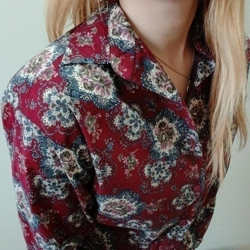 Vintage 80s burgundy patterned western button down blouse, size 10 (S/M) - Picture 5 of 6
